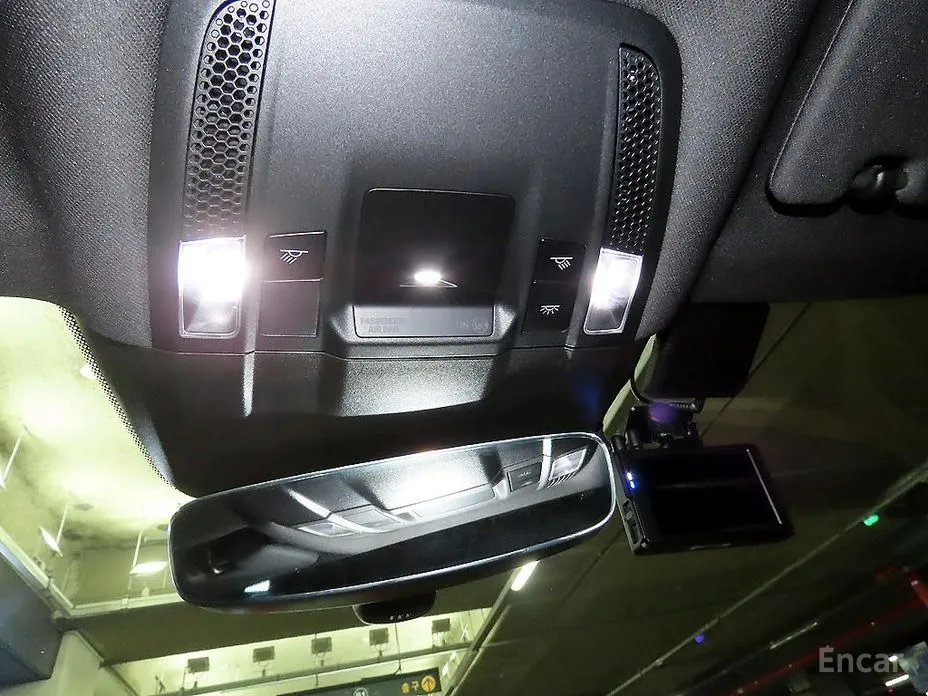 Porsche Taycan 2020 4S Cross Turismo