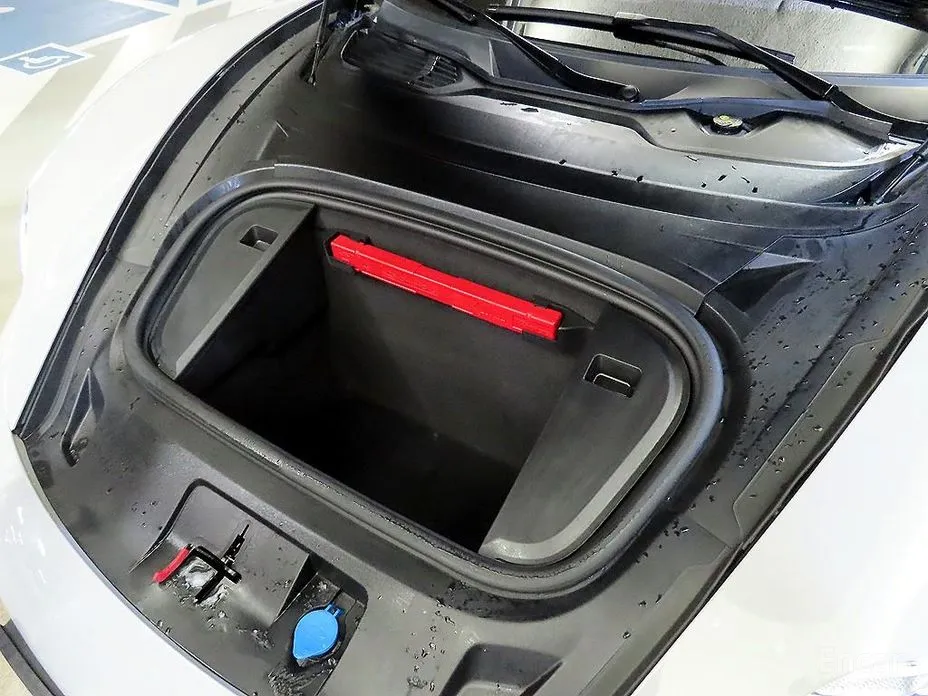 Porsche Taycan 2020 4S Cross Turismo