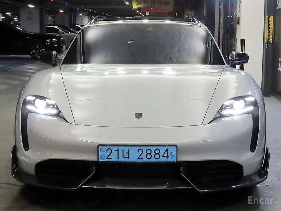 Porsche Taycan 2020 4S Cross Turismo