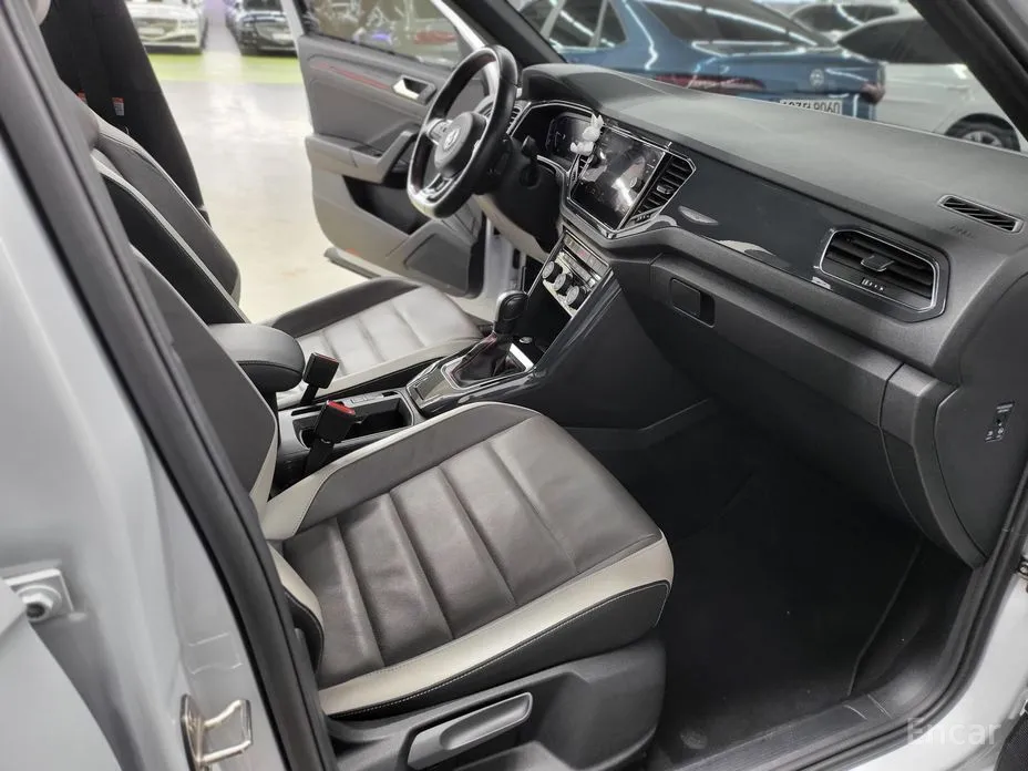 Volkswagen T-Roc 2021 2.0 TDI Premium