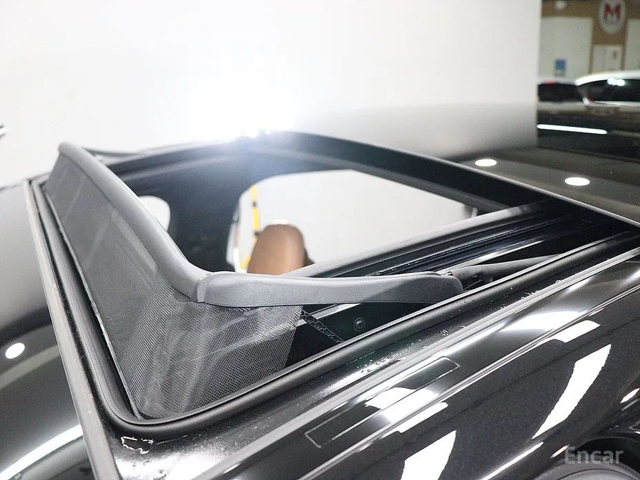 Mercedes-Benz E-Class 2024 E300 4MATIC Exclusive