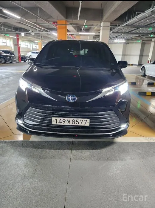Toyota Sienna 2020 2.5 Hybrid 2WD