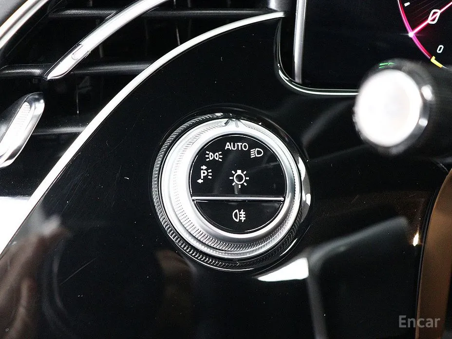 Mercedes-Benz E-Class 2024 E300 4MATIC Exclusive