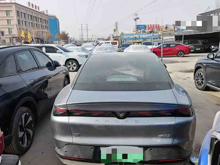 BAIC Arcfox Alpha S5 2025 2025款 560MAX 185kW