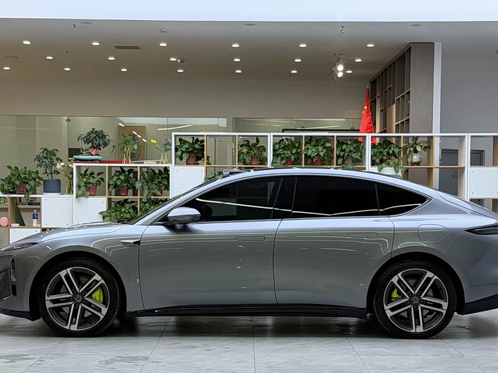 Nio ET5 2025 2025款 冠军纪念版 75kWh