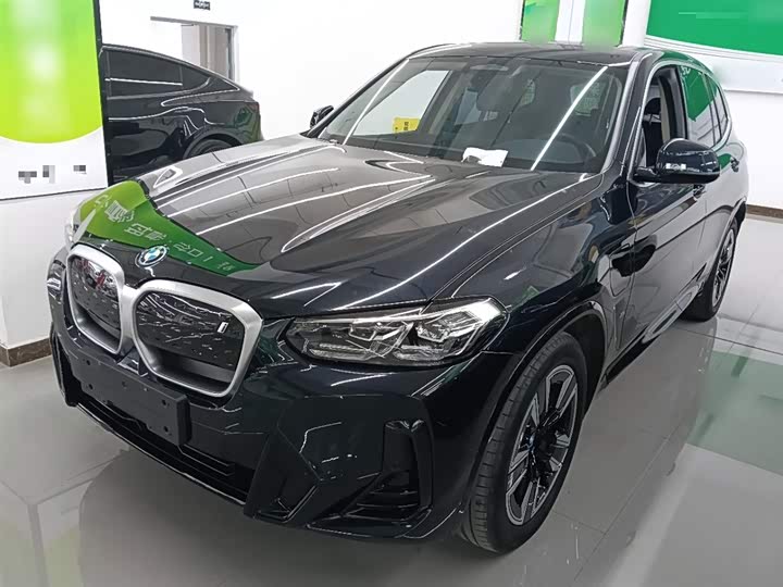 2024 BMW iX3