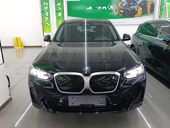 2024 BMW iX3