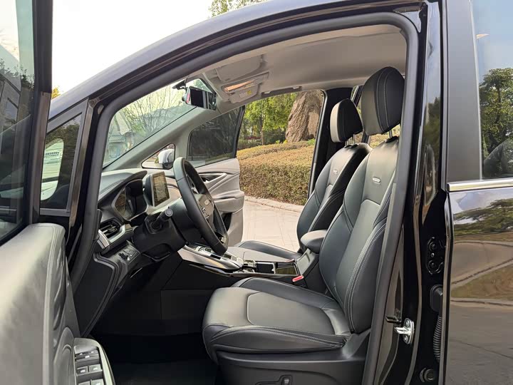 Maxus Mifa 5 2024 2024款 1.3T PLUG IN 乐享版 七座