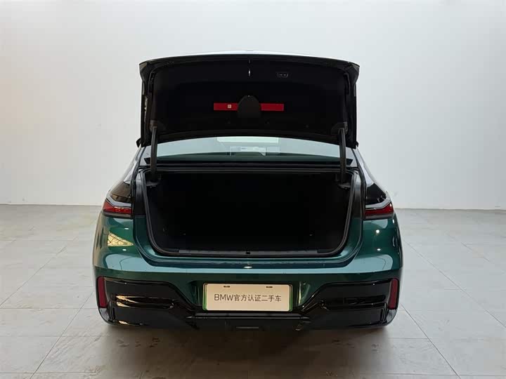 BMW i7 2023 2023款 M70L