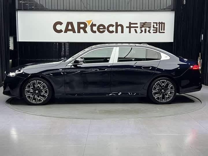 BMW 5 Series 2025 2025款 530Li 尊享型 M运动套装
