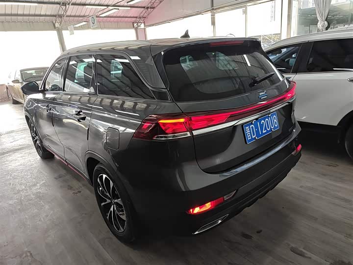 2023 Changan Oshan X7 Plus