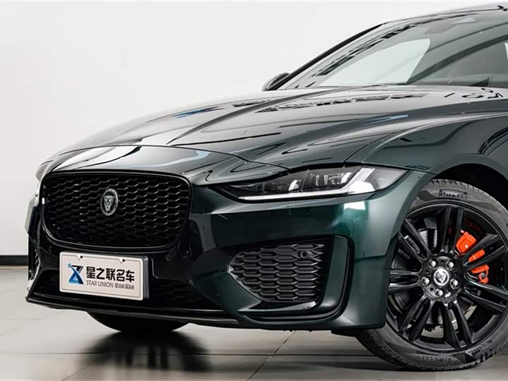 2025 Jaguar XE L