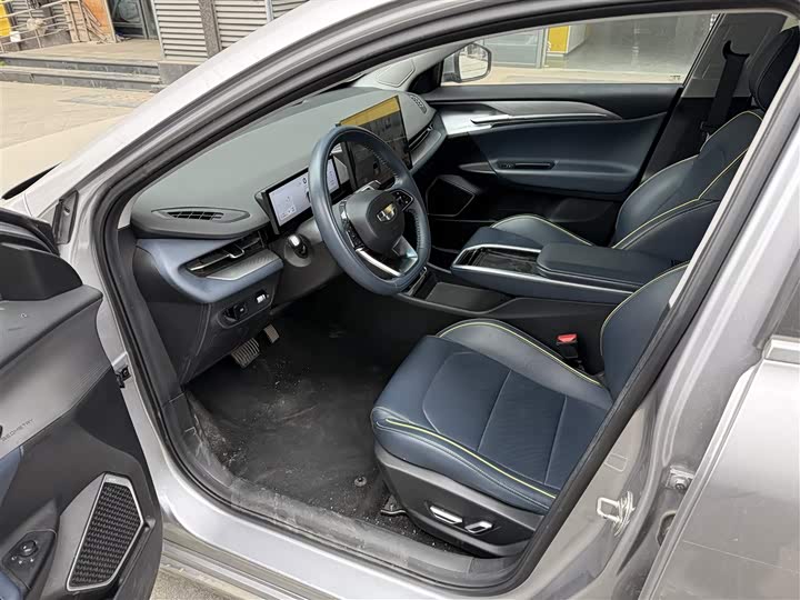 Geely Geometry G6 2024 2024款 500KM 旗舰型