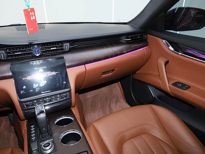 Maserati Quattroporte 2021 2021款 3.0T 标准版