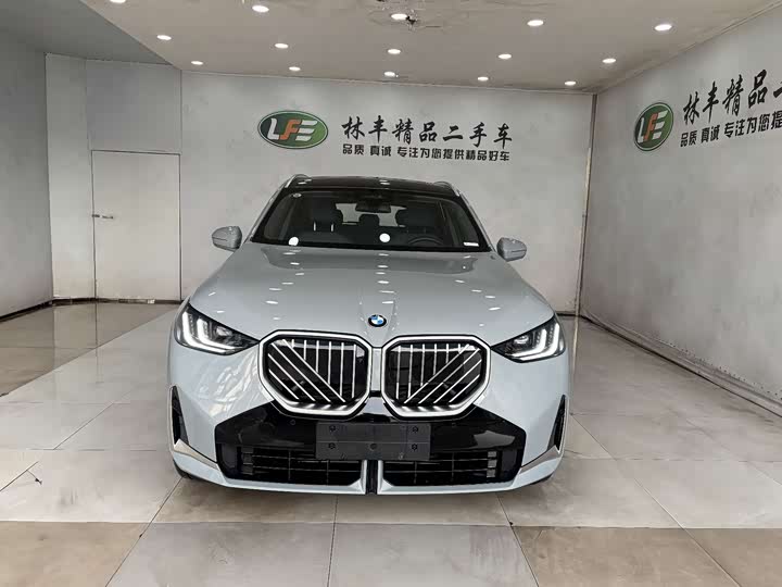 BMW X3 2025 2025款 xDrive30L 尊享型 M运动套装