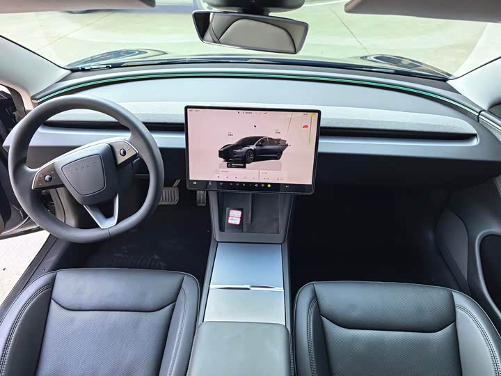 Tesla Model 3 2025 2025款 后轮驱动版