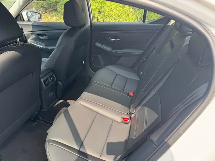 Nissan Sylphy 2026 2026款 1.6L CVT省心版