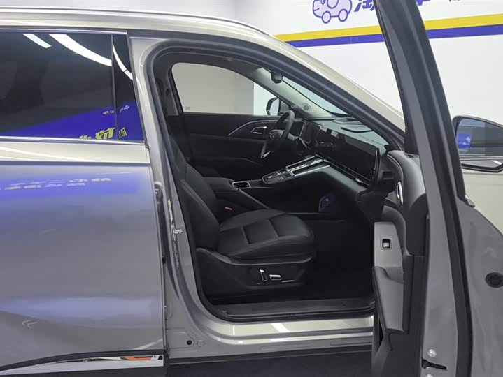 Haval Ruge Max 2023 2023款 1.5L Hi4 105 四驱智能旗舰版