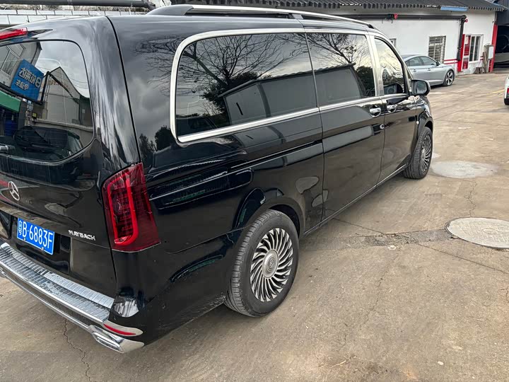 Mercedes-Benz Vito 2024 2024款 2.0T 商务版 7座