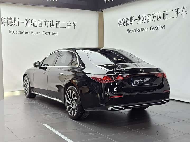 Mercedes-Benz E-Class 2025 2025款 E 300 L 豪华型