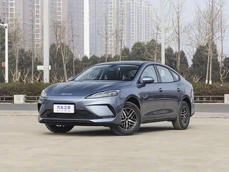 BYD Seal 05 DM-i Hybrid 2026 2026款 DM-i 210KM旗舰型