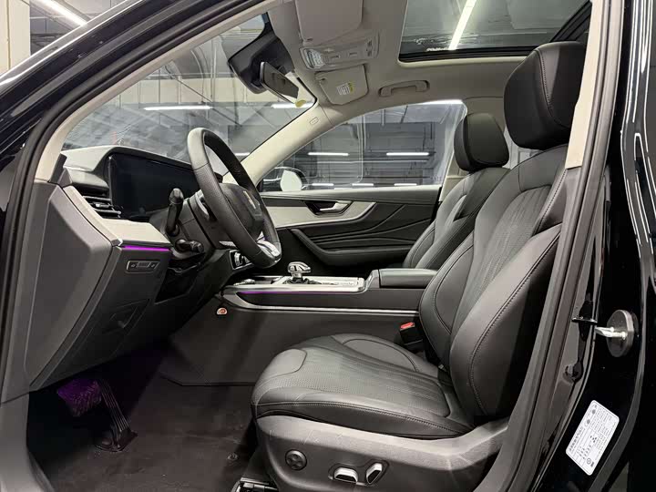 Hongqi HS5 2025 2025款 2.0T 两驱旗悦Pro版