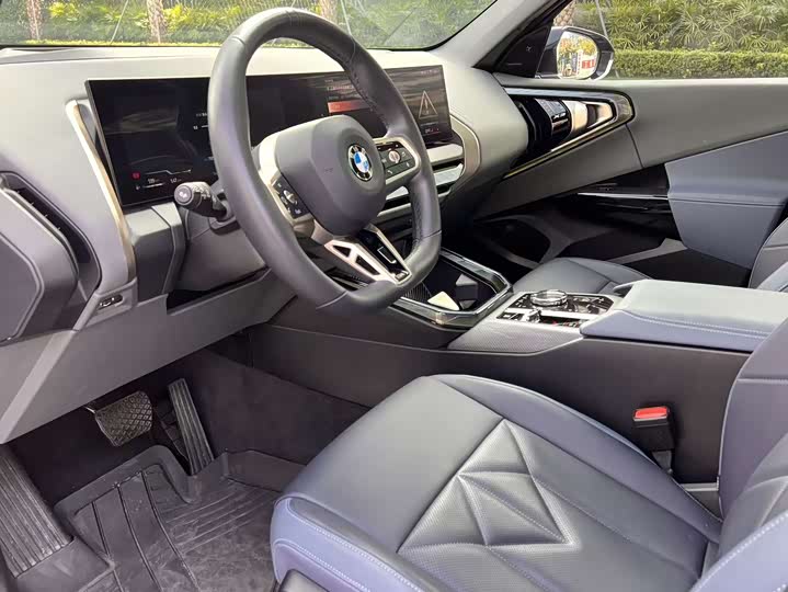 BMW X3 2025 2025款 xDrive30L 尊享型 M运动套装