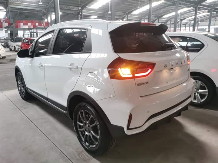 Geely Vision X3 2021 2021款 PRO 1.5L CVT尊贵型