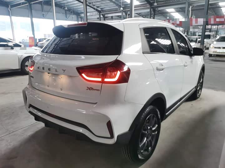 Geely Vision X3 2021 2021款 PRO 1.5L CVT尊贵型