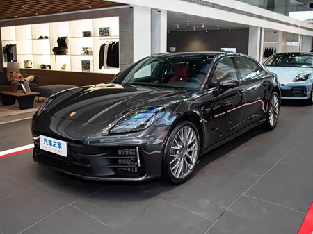 2026 Porsche Panamera