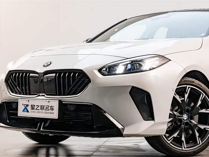 BMW 2 Series 2025 2025款 225L M运动曜夜套装