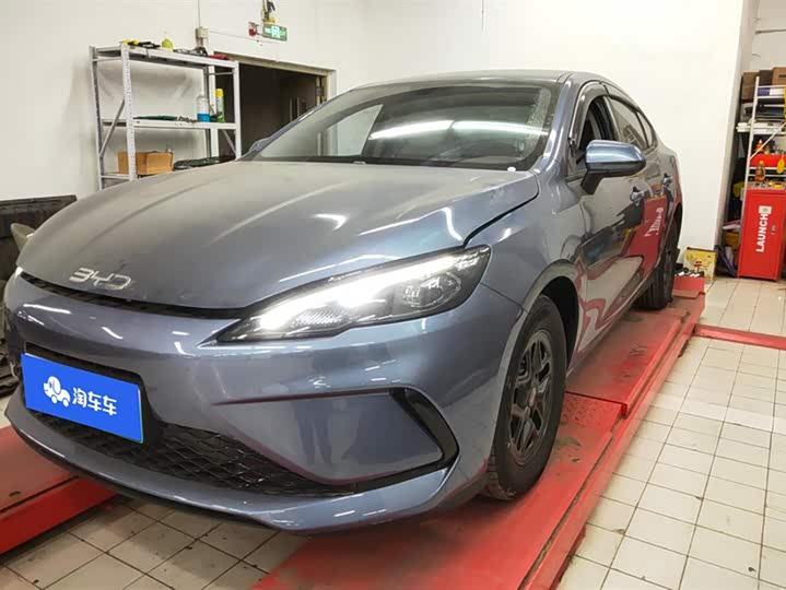 BYD Seal 05 DM-i Hybrid 2025 2025款 DM-i 智驾版 55KM豪华型