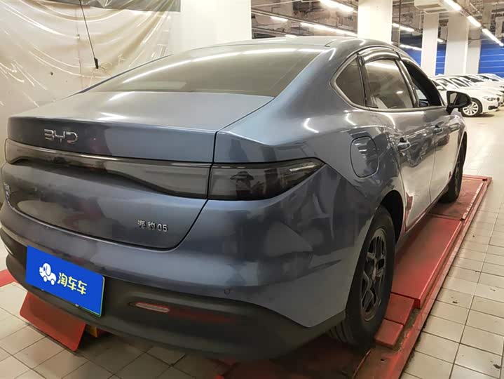 BYD Seal 05 DM-i Hybrid 2025 2025款 DM-i 智驾版 55KM豪华型