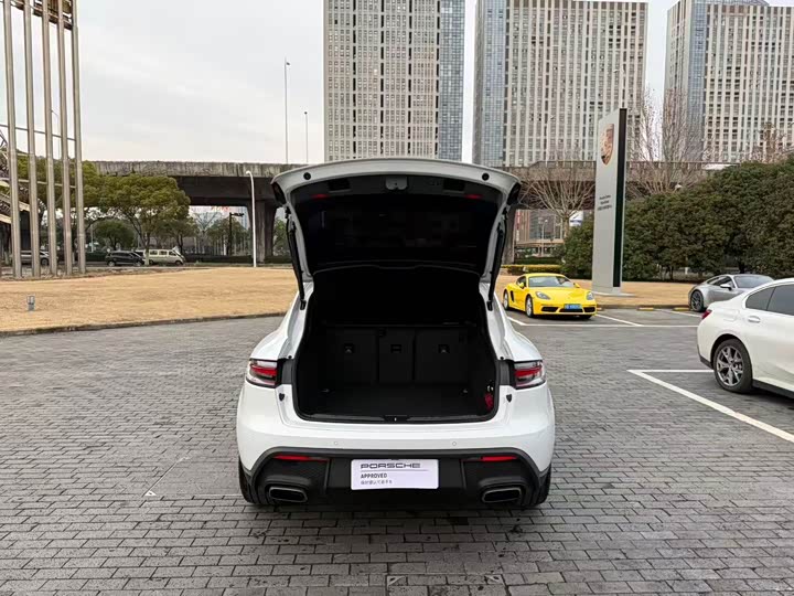 Porsche Macan 2026 2026款 Macan 2.0T 逐梦版