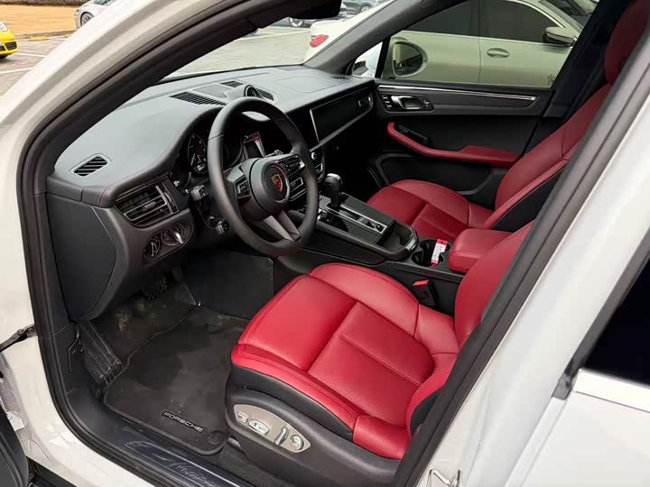 Porsche Macan 2026 2026款 Macan 2.0T 逐梦版