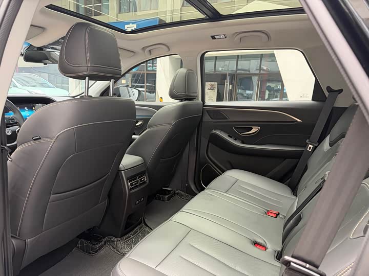 Jetour X90 Plus 2024 2024款 1.6TD DCT别墅PRO 5座