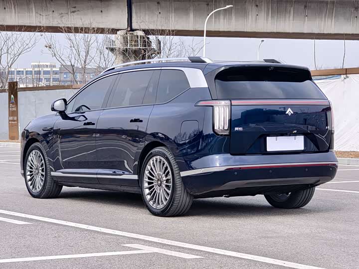 GAC Hyptec HL 2025 2025款 700 Ultra六座四驱激光雷达版