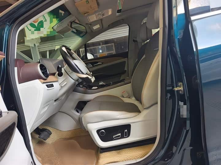 Dongfeng Forthing Yacht 2022 2022款 1.5T DCT追风版