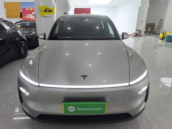 Tesla Model Y 2025 2025款 长续航全轮驱动版