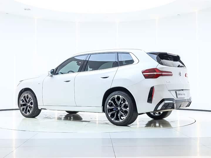 BMW X3 2025 2025款 xDrive30L 尊享型 M运动套装