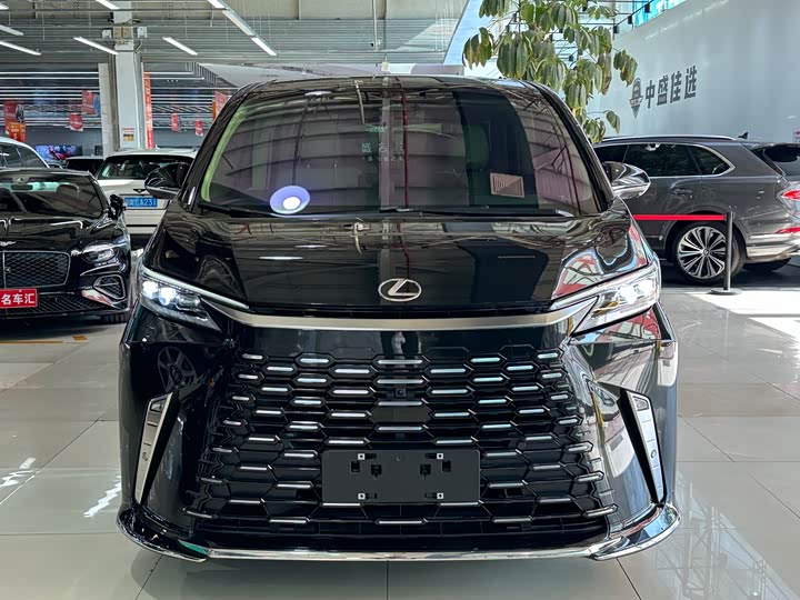 Lexus LM 2023 2023款 500h 六座尊崇版