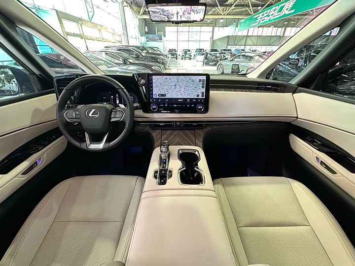 Lexus LM 2023 2023款 500h 六座尊崇版