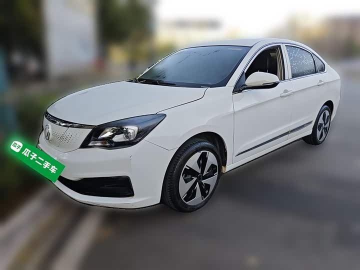 Dongfeng Aeolus E70 2022 2022款 500 超享版