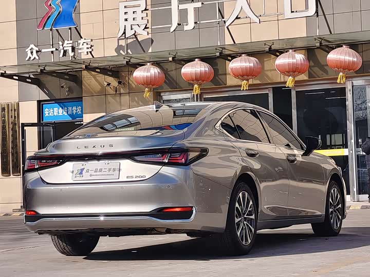 Lexus ES 2025 2025款 200 臻享版