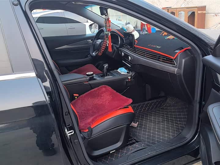 Jetour X70S 2022 2022款 1.5T 手动芳华版 7座