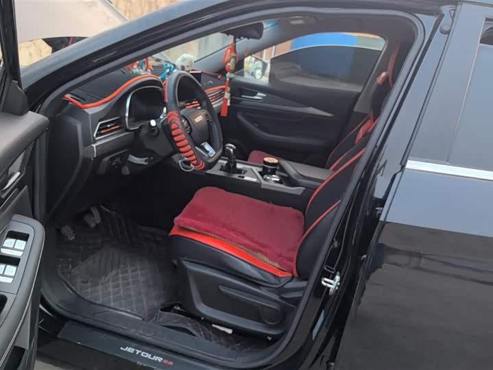 Jetour X70S 2022 2022款 1.5T 手动芳华版 7座