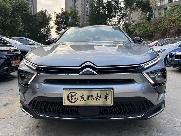Citroen C5 X 2022 2022款 1.6T 享不凡 虎年开门红版