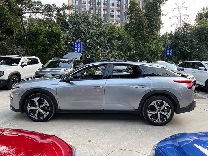 Citroen C5 X 2022 2022款 1.6T 享不凡 虎年开门红版