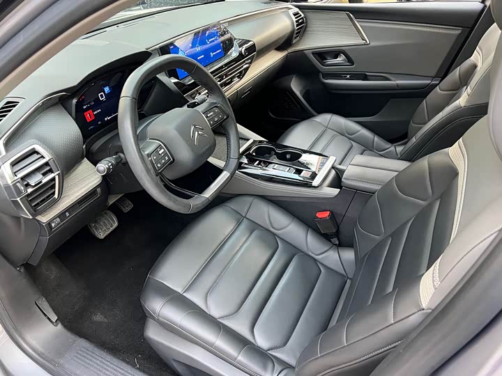 Citroen C5 X 2022 2022款 1.6T 享不凡 虎年开门红版