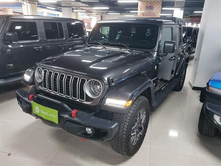 Jeep Wrangler 2024 2024款 2.0T 撒哈拉四门版